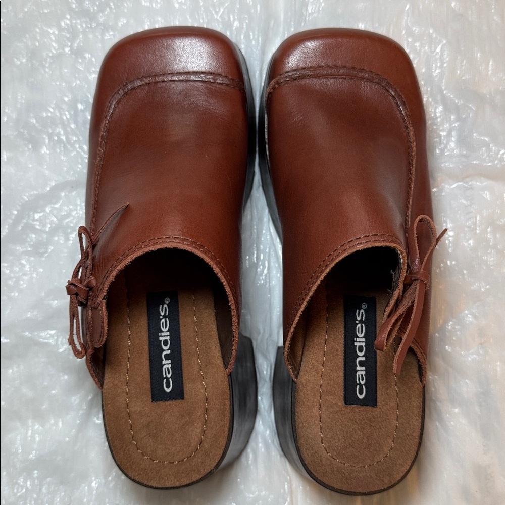 Vintage 90’s Candie's Brown Leather Platform Clogs Wood Heel Boho NWOT Size 6 - Picture 8 of 16